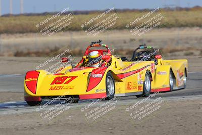 media/Nov-19-2022-CalClub SCCA (Sat) [[baae7b5f0c]]/Group 1/Race (Outside Grapevine)/